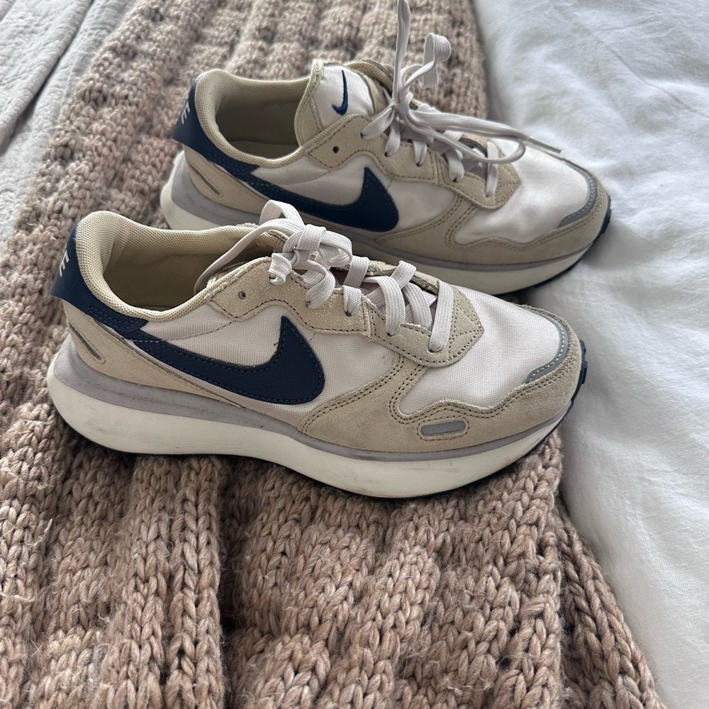Nike Phoenix Waffle Sneaker